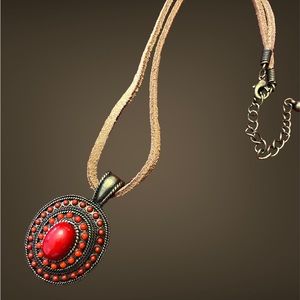🌠Pendant Necklace Red Stone Suede🌠